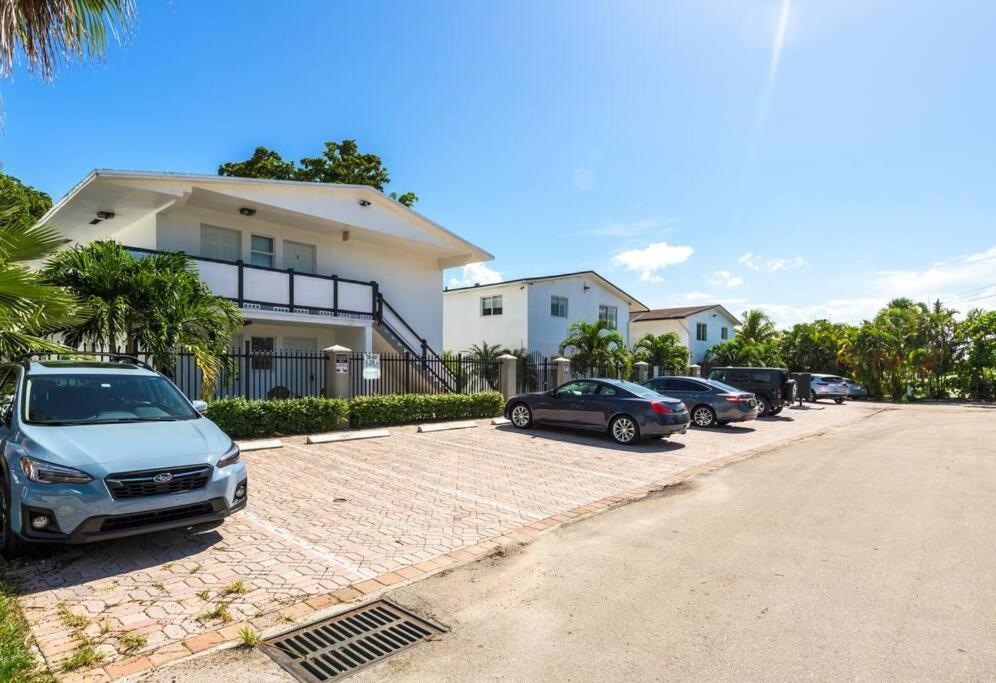 A1 - Endless Summer Vacation Rentals - Affordable Luxury Near Downtown Форт-Лодердейл Екстер'єр фото