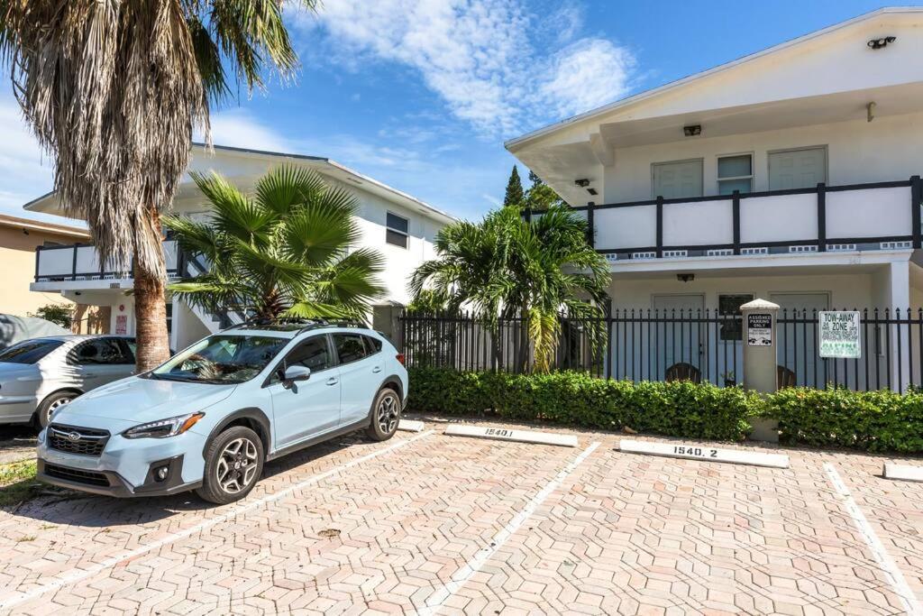 A1 - Endless Summer Vacation Rentals - Affordable Luxury Near Downtown Форт-Лодердейл Екстер'єр фото